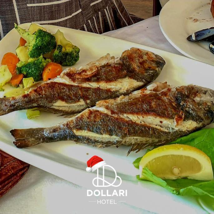 Hotel Dollari Kryemëdhej Екстериор снимка