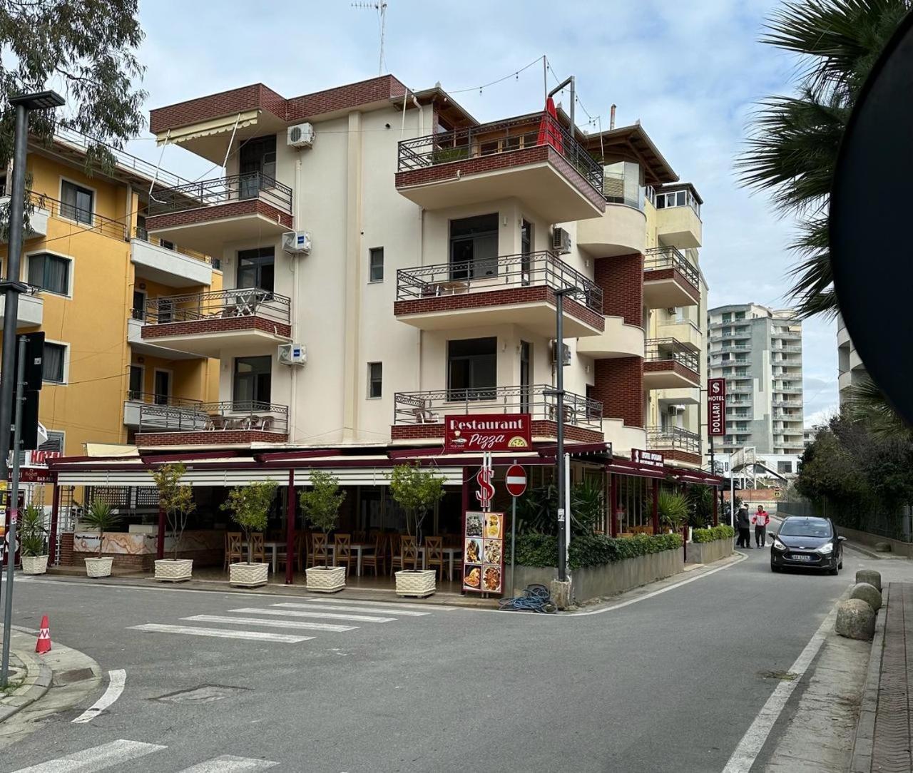 Hotel Dollari Kryemëdhej Екстериор снимка